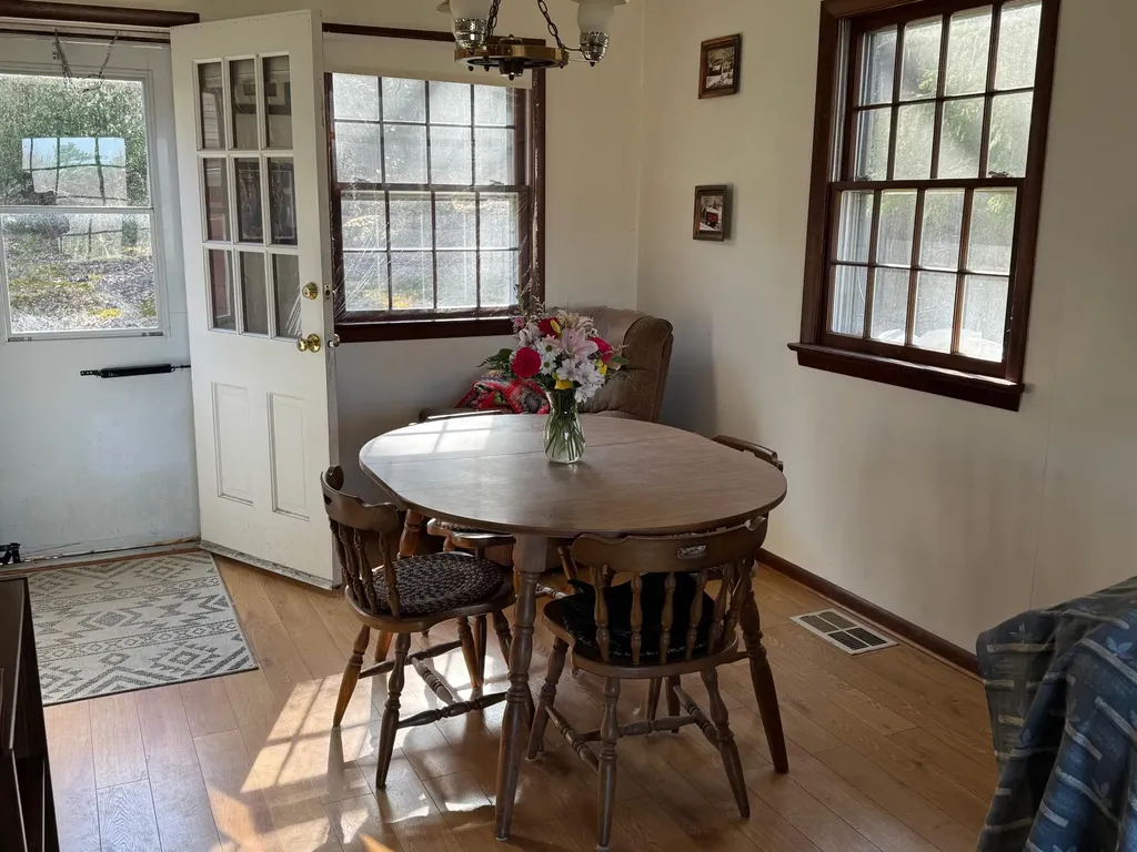 86 Beach Road Lincolnville ME 04849