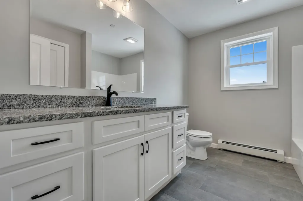 10 Cowbell Drive Gorham ME 04038