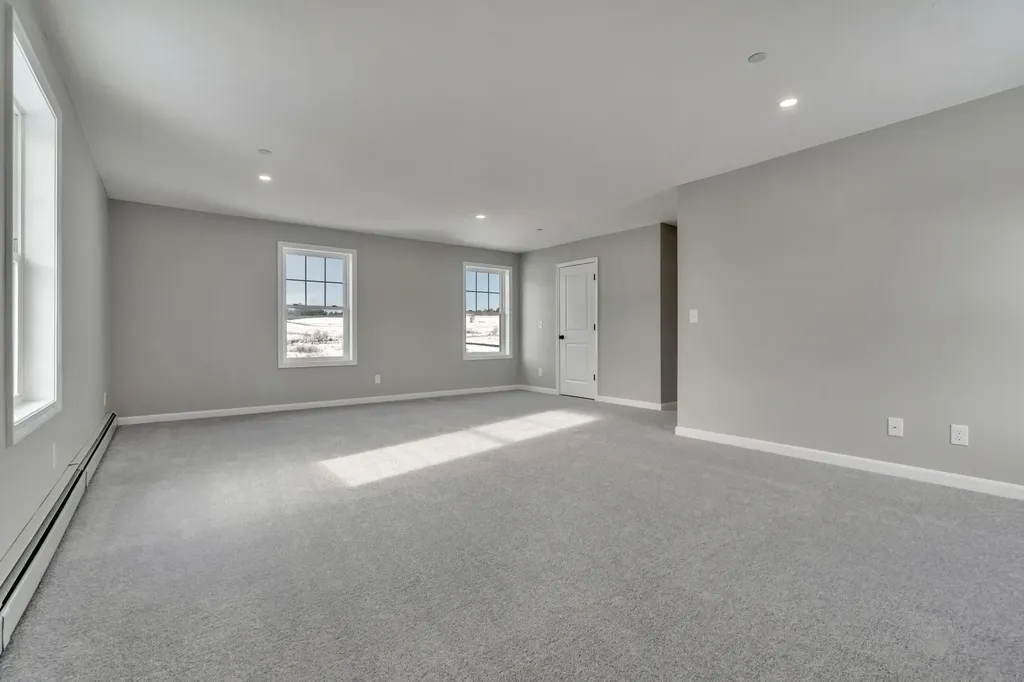 10 Cowbell Drive Gorham ME 04038