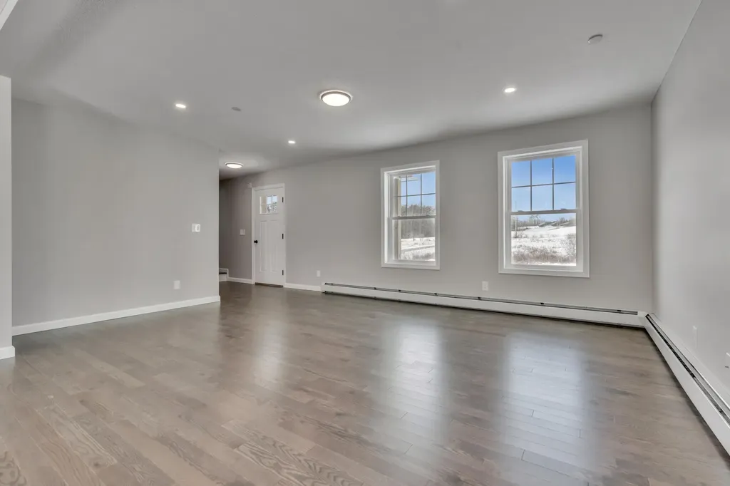 10 Cowbell Drive Gorham ME 04038