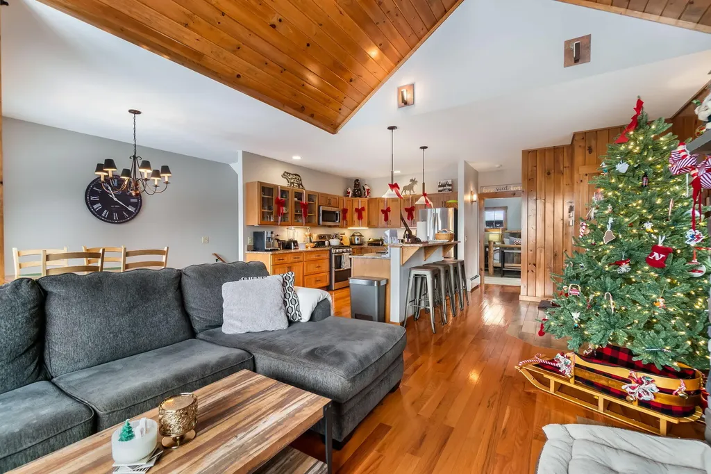 11 Whip Willow Farm Road Rangeley ME 04970