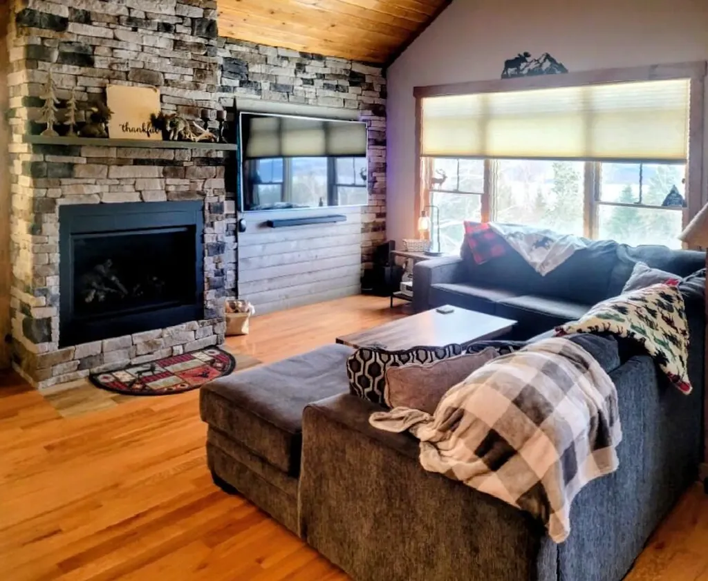 11 Whip Willow Farm Road Rangeley ME 04970
