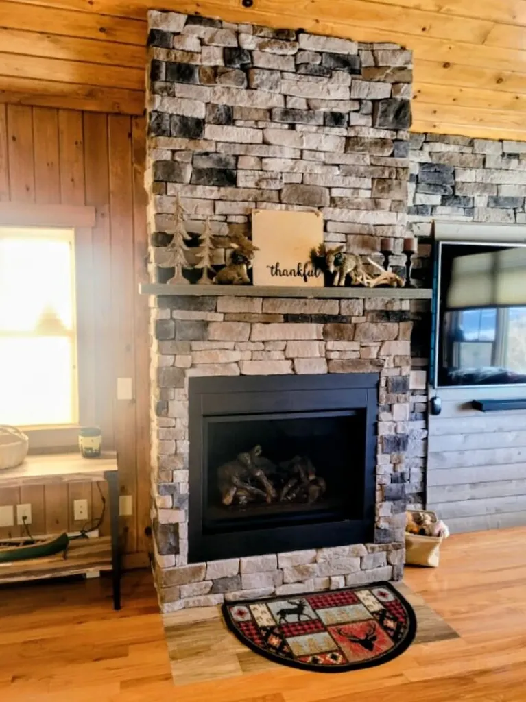 11 Whip Willow Farm Road Rangeley ME 04970