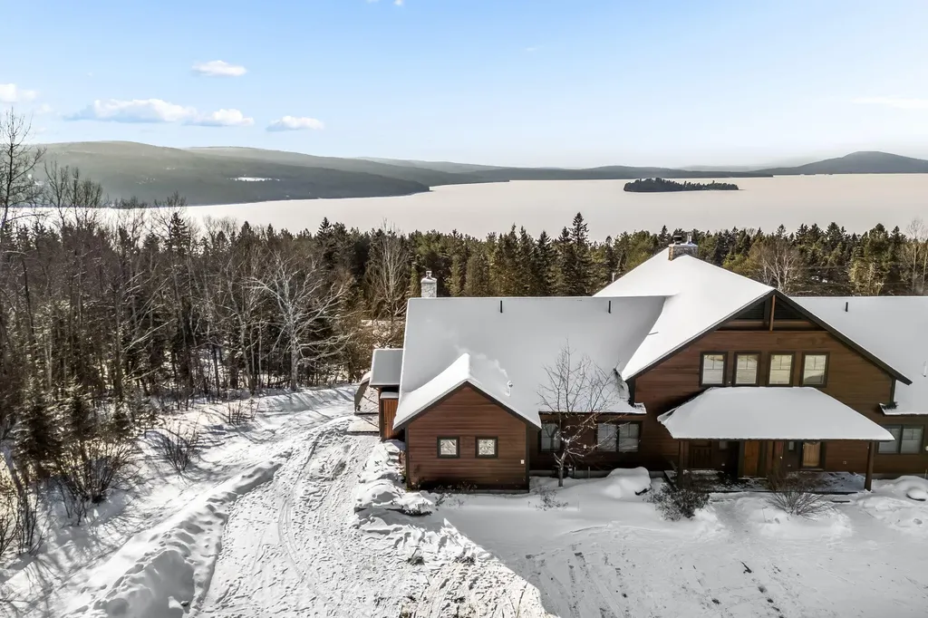 11 Whip Willow Farm Road Rangeley ME 04970
