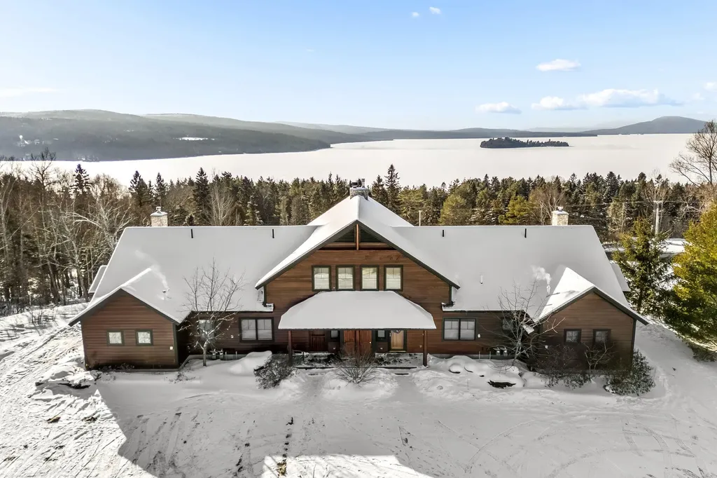 11 Whip Willow Farm Road Rangeley ME 04970