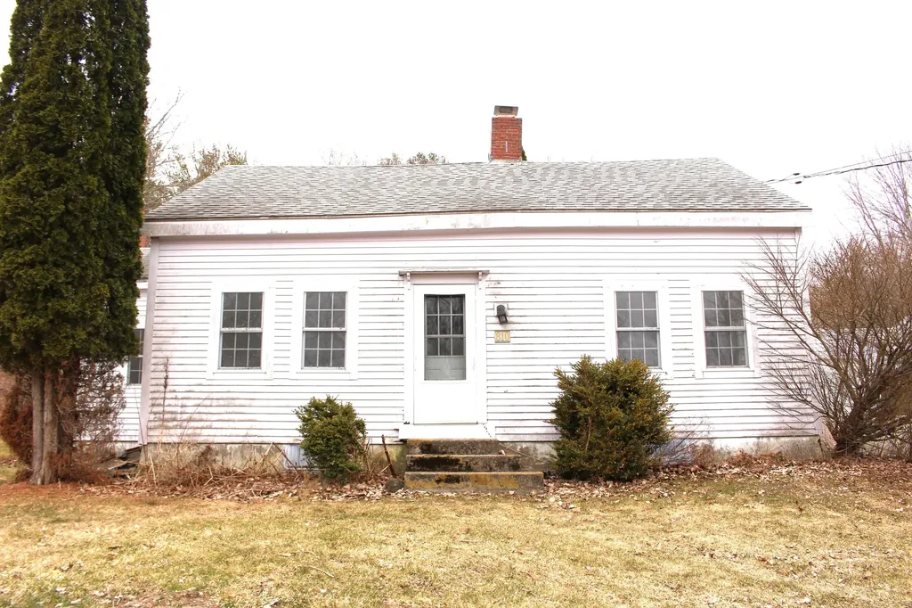 810 Rockland Street Rockport ME 04856