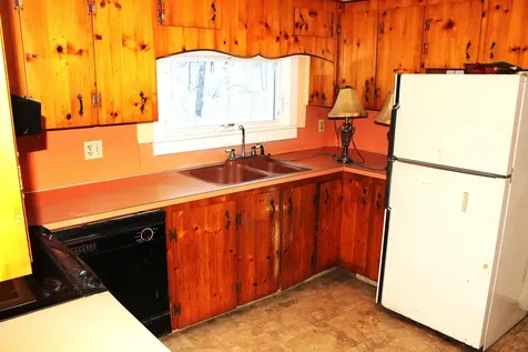 810 Rockland Street Rockport ME 04856