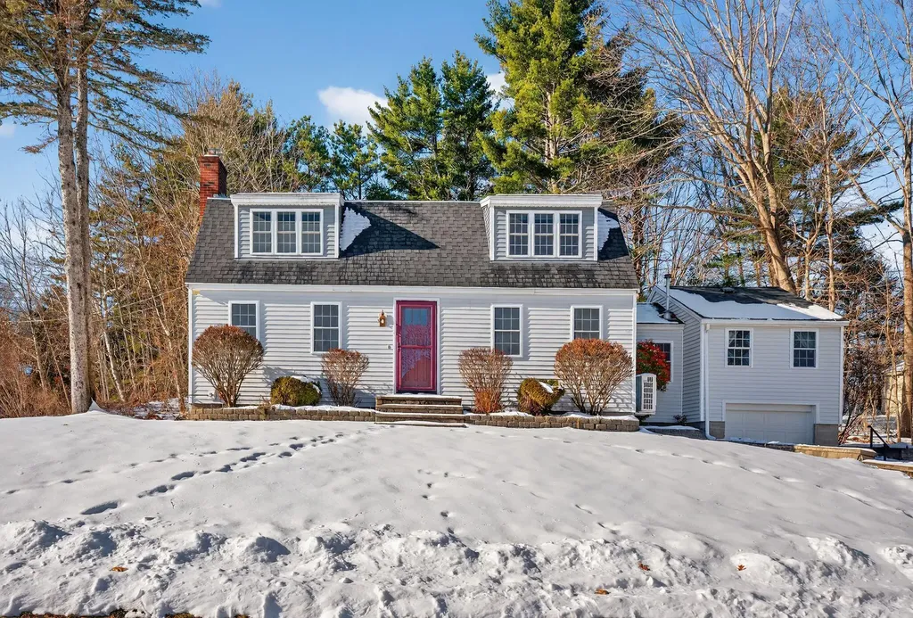 89 Wells Highlands Wells ME 04090