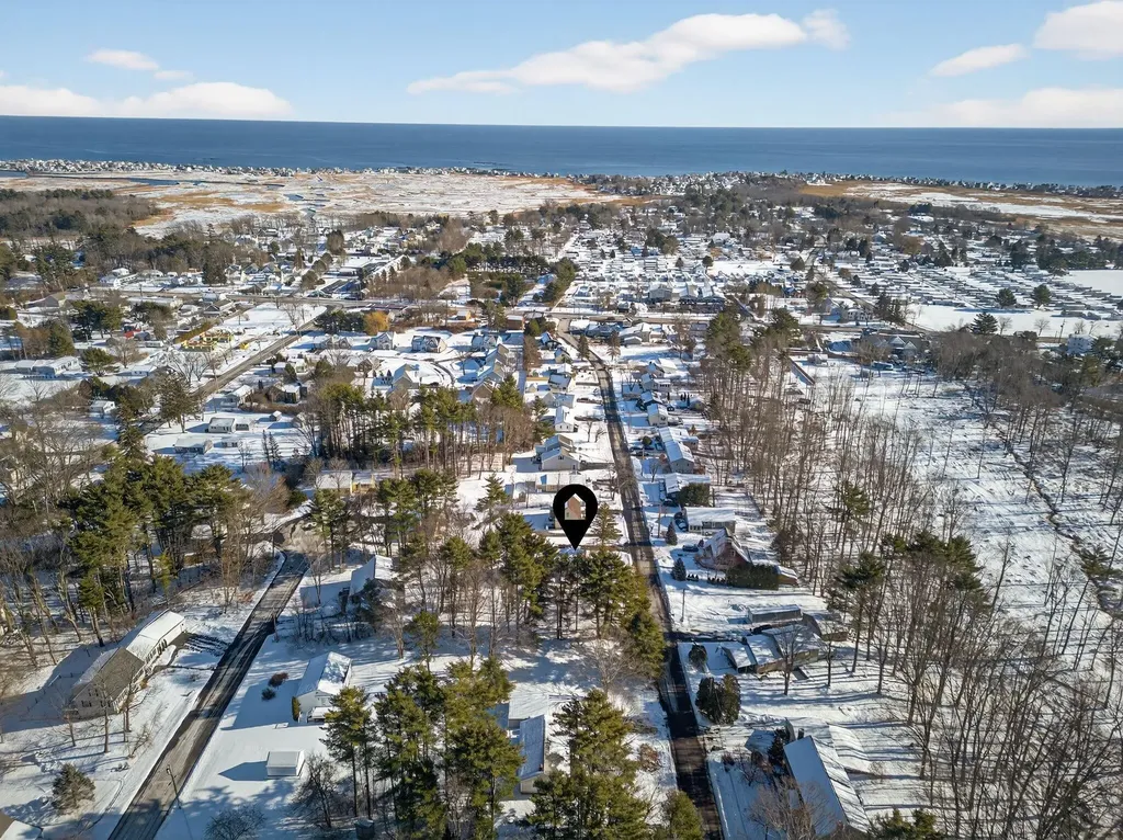 89 Wells Highlands Wells ME 04090