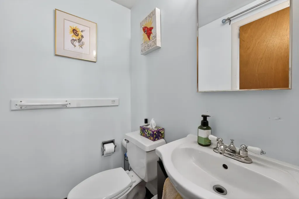 20 Shobe Avenue Brunswick ME 04011