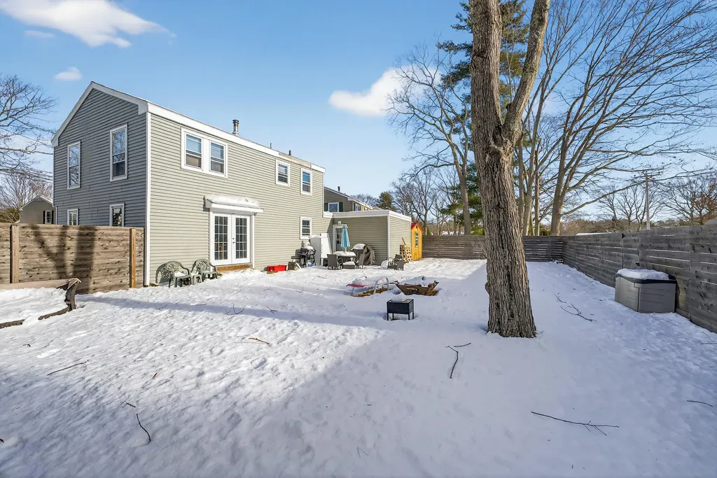 20 Shobe Avenue Brunswick ME 04011