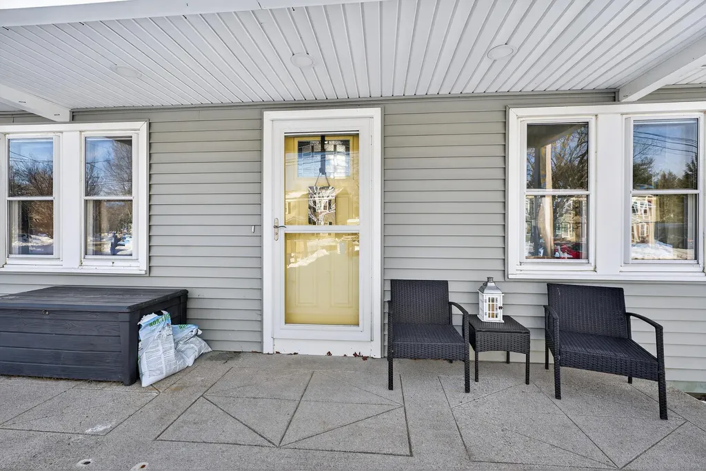 20 Shobe Avenue Brunswick ME 04011