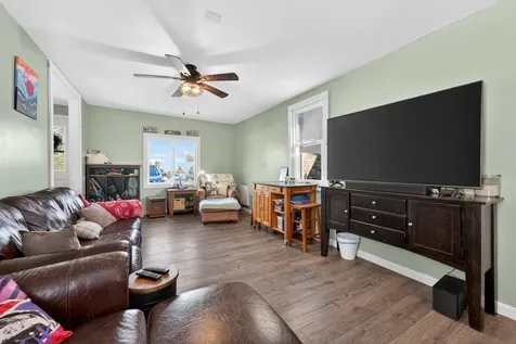 20 Shobe Avenue Brunswick ME 04011