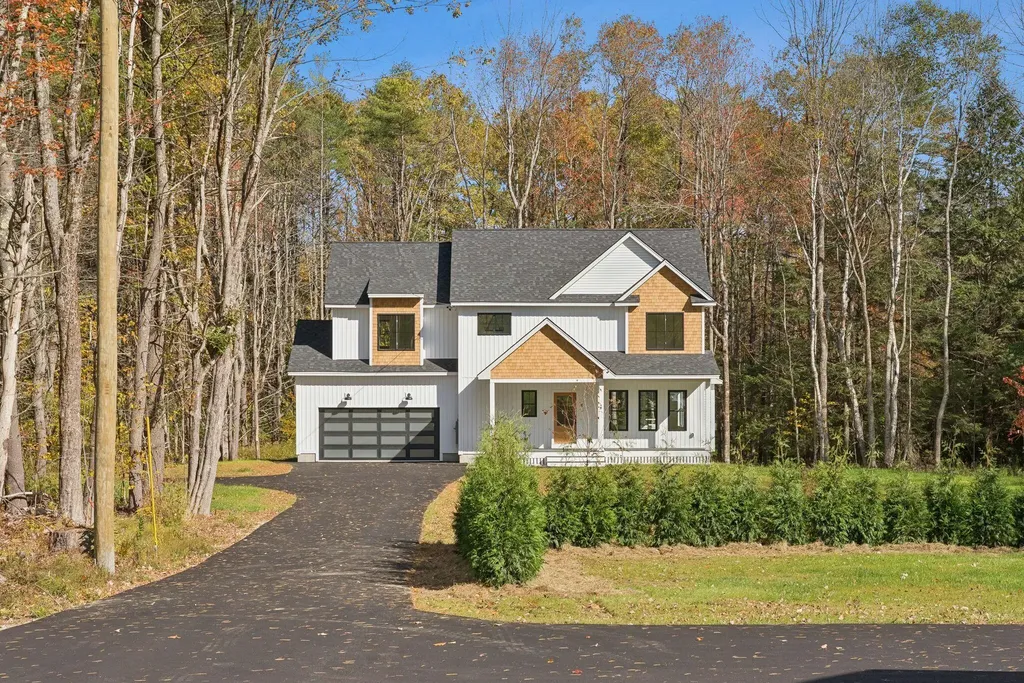 8 Statler Lane Freeport ME 04032