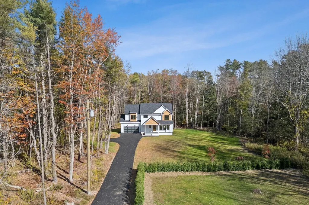 8 Statler Lane Freeport ME 04032