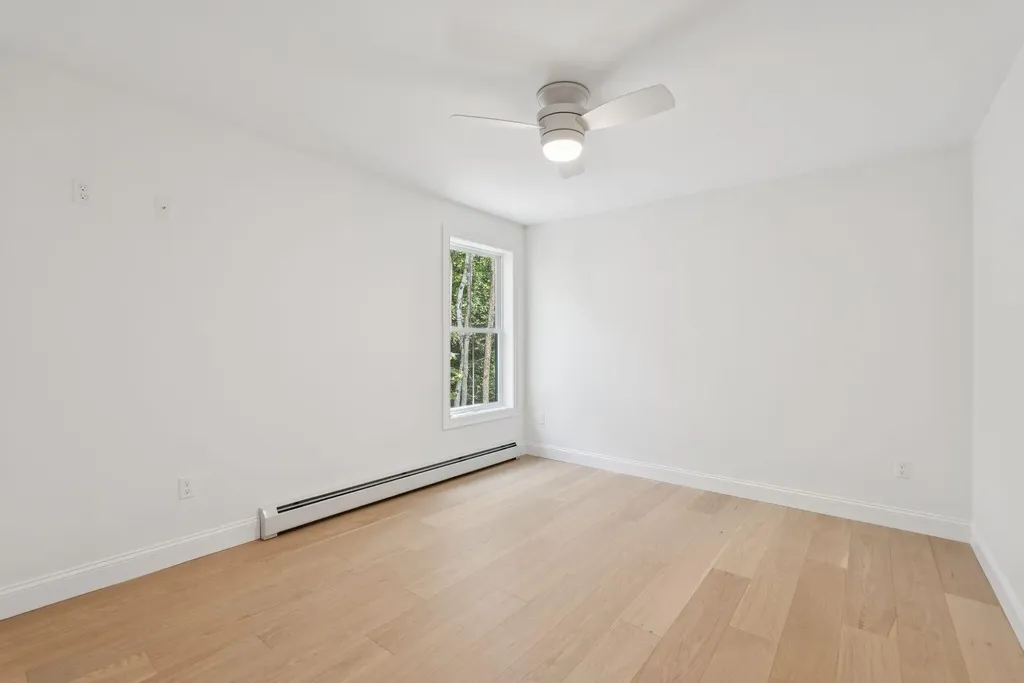 8 Statler Lane Freeport ME 04032