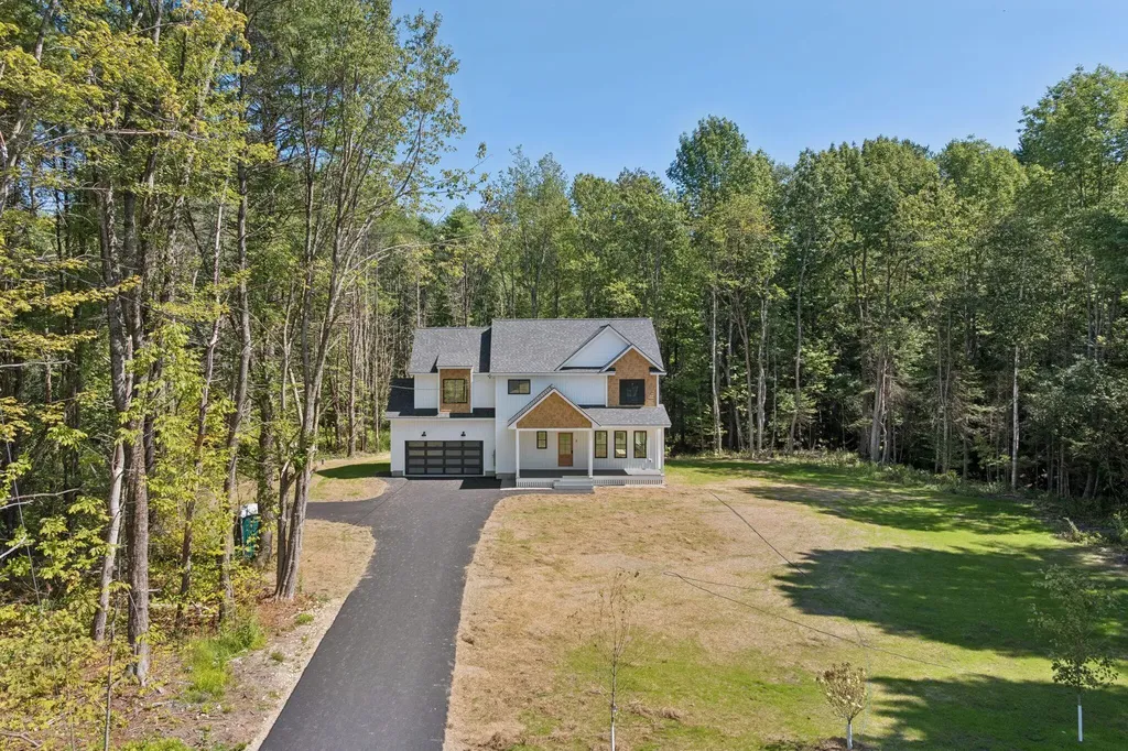 8 Statler Lane Freeport ME 04032