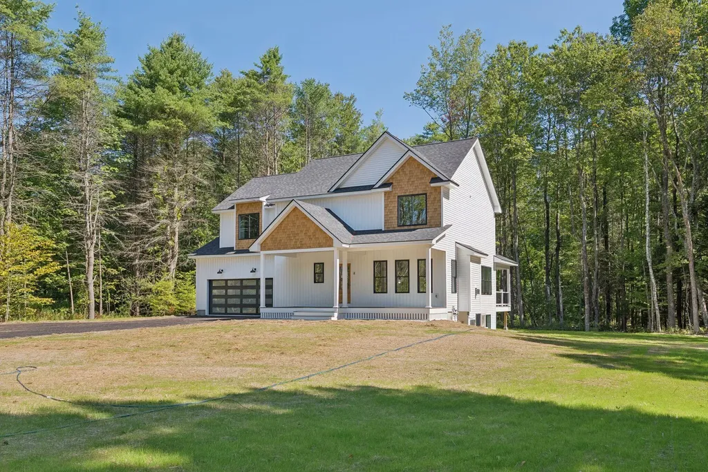 8 Statler Lane Freeport ME 04032