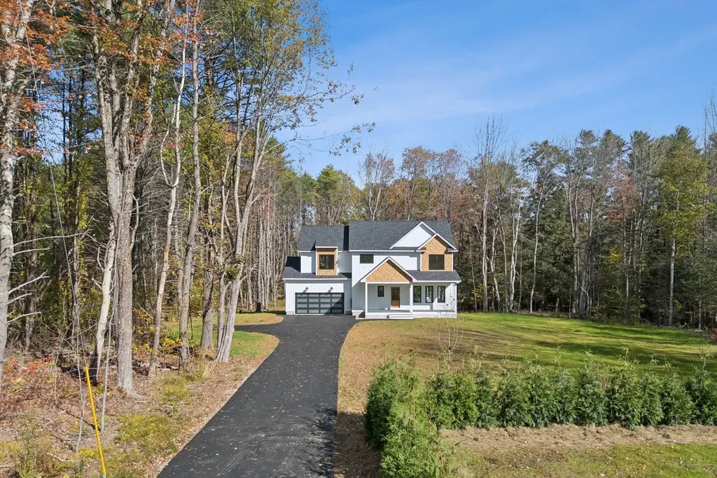 8 Statler Lane Freeport ME 04032