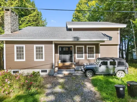133 Hart Street Newport ME 04953