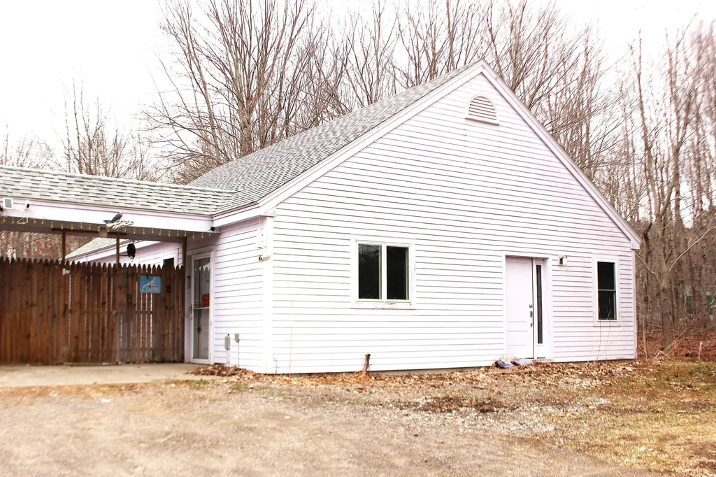 810 Rockland Street Rockport ME 04856