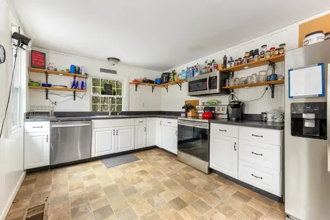 16 Mason Avenue Naples ME 04055