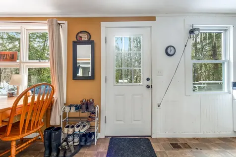 16 Mason Avenue Naples ME 04055