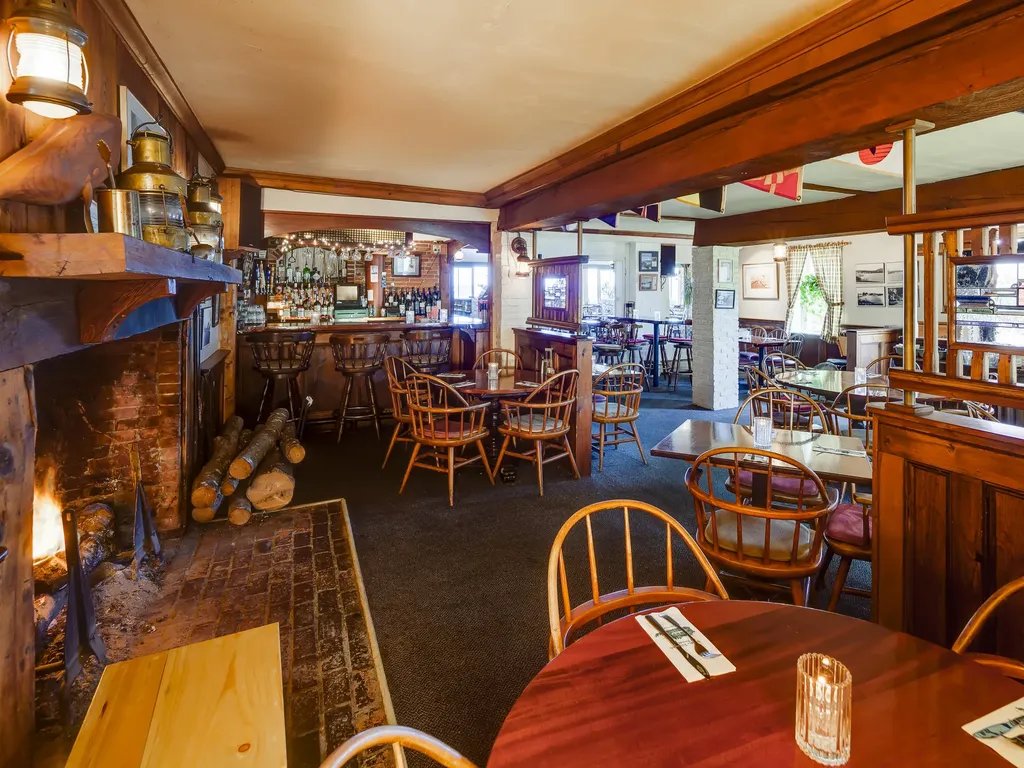 2531 Atlantic Highway Lincolnville ME 04849