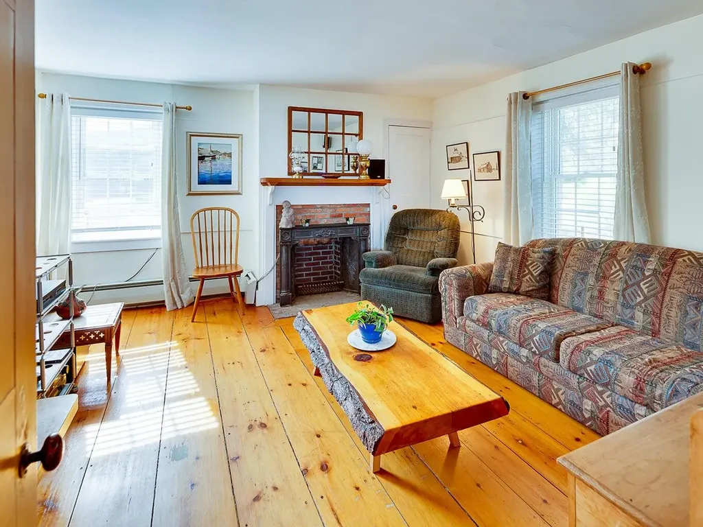 2531 Atlantic Highway Lincolnville ME 04849