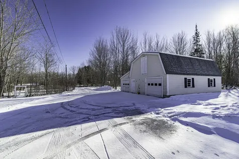 1568 Essex Street Bangor ME 04401