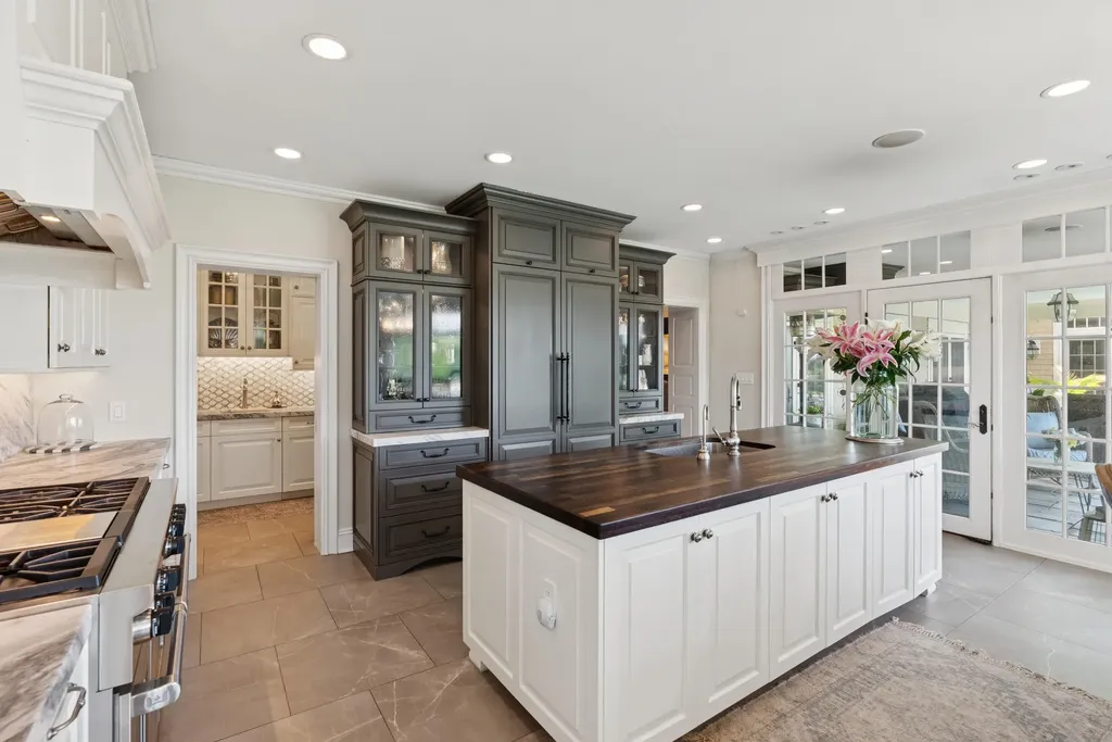 60 Ocean Avenue Kennebunkport ME 04046