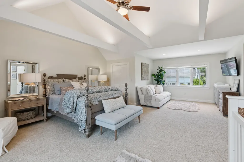 60 Ocean Avenue Kennebunkport ME 04046