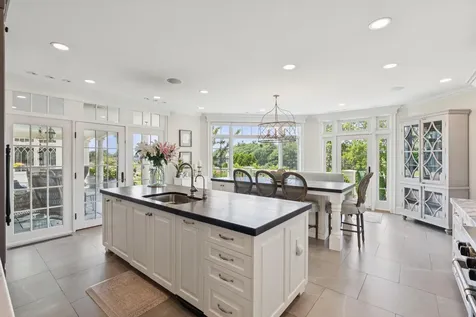 60 Ocean Avenue Kennebunkport ME 04046