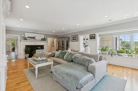 60 Ocean Avenue Kennebunkport ME 04046