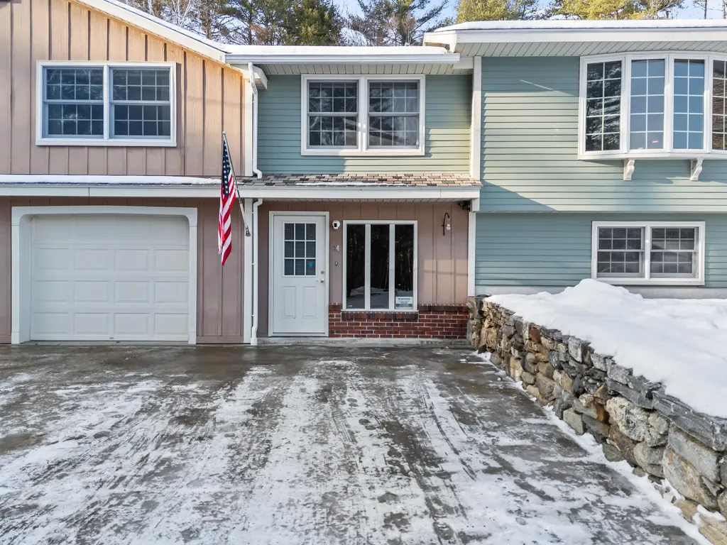 24 Penny Lane Jefferson ME 04348