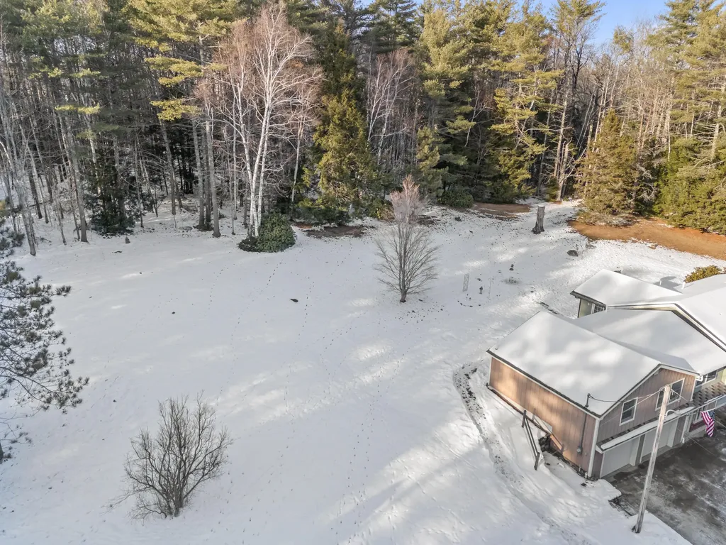 24 Penny Lane Jefferson ME 04348