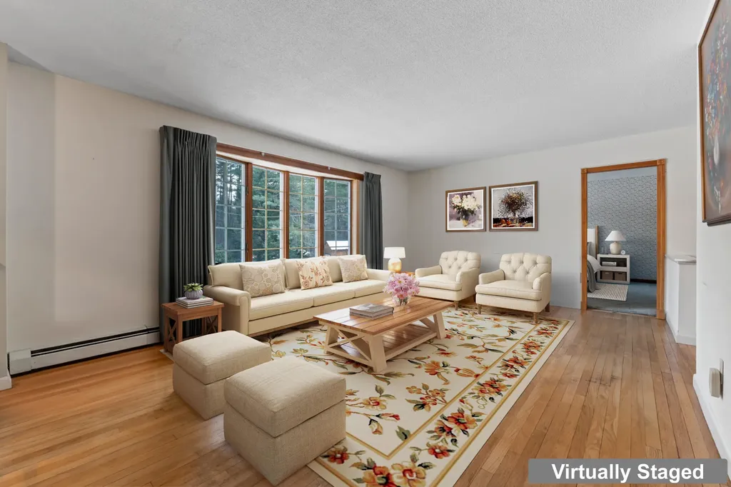 24 Penny Lane Jefferson ME 04348