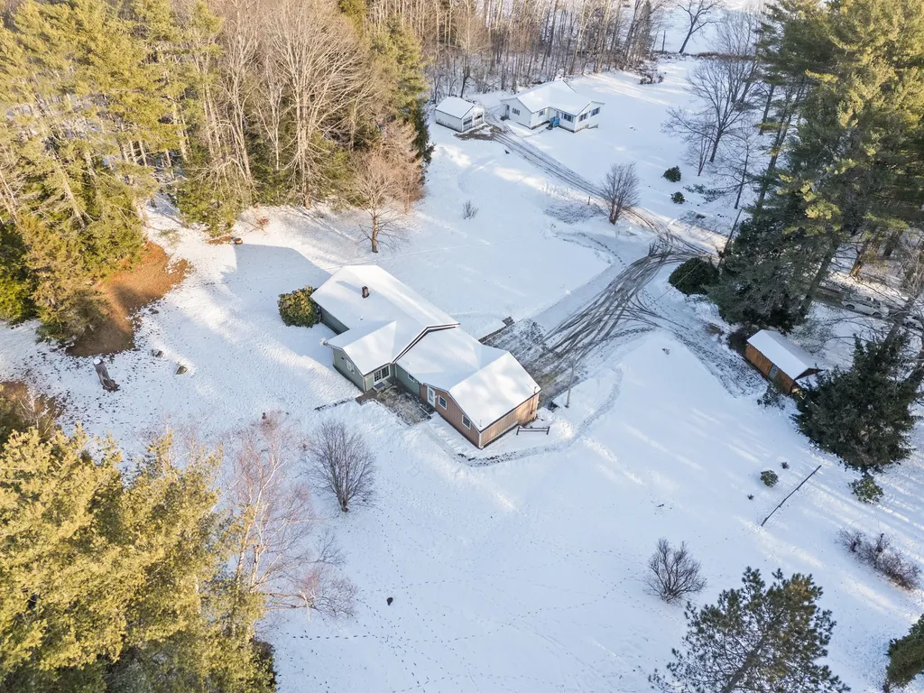 24 Penny Lane Jefferson ME 04348