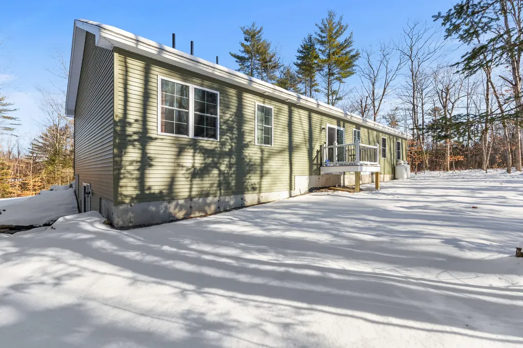 9 Hudon Road Lisbon ME 04250