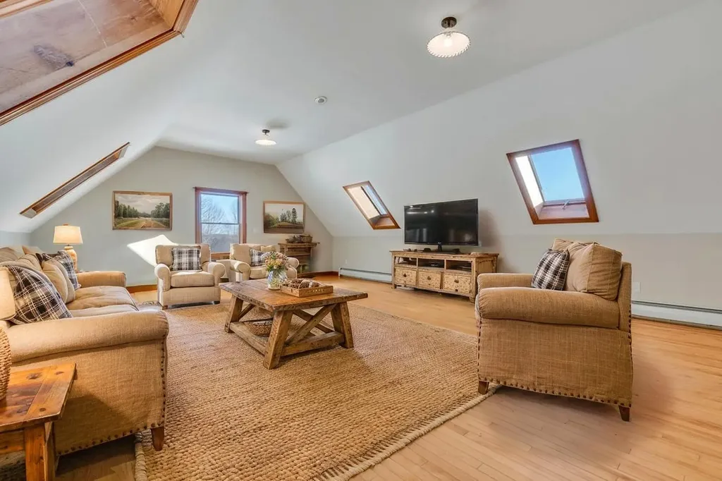 40 Goding Road Lebanon ME 04027