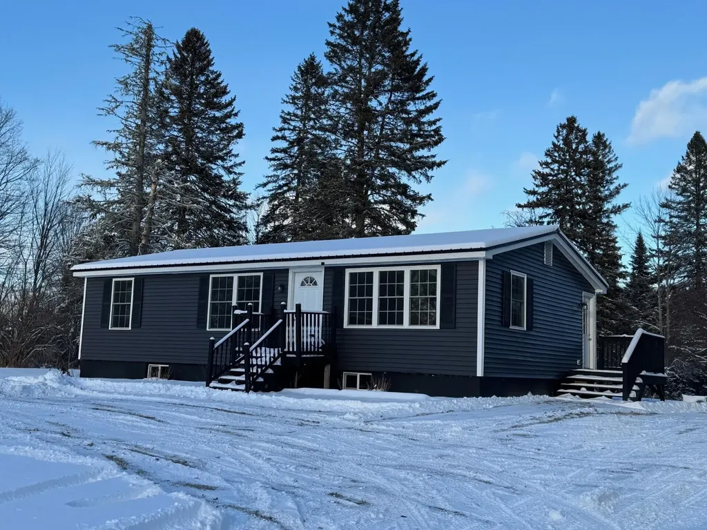 1403 U.s. 1 Amity ME 04471