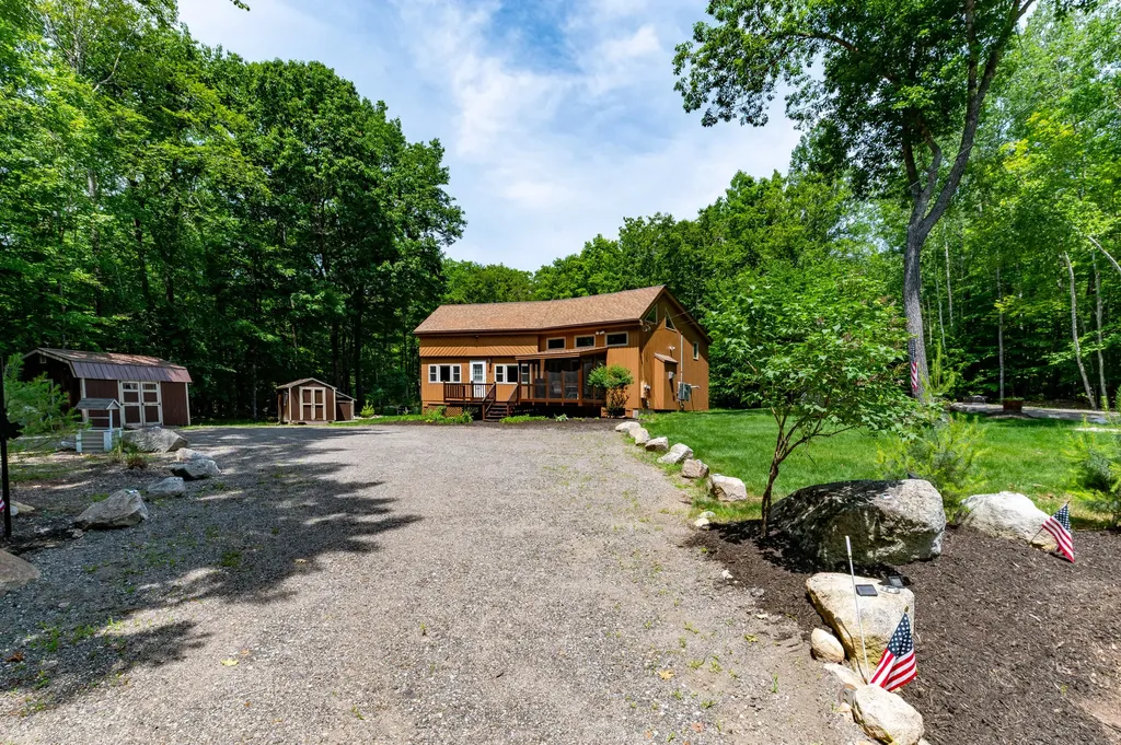 532 Cape Monday Road Harrison ME 04040