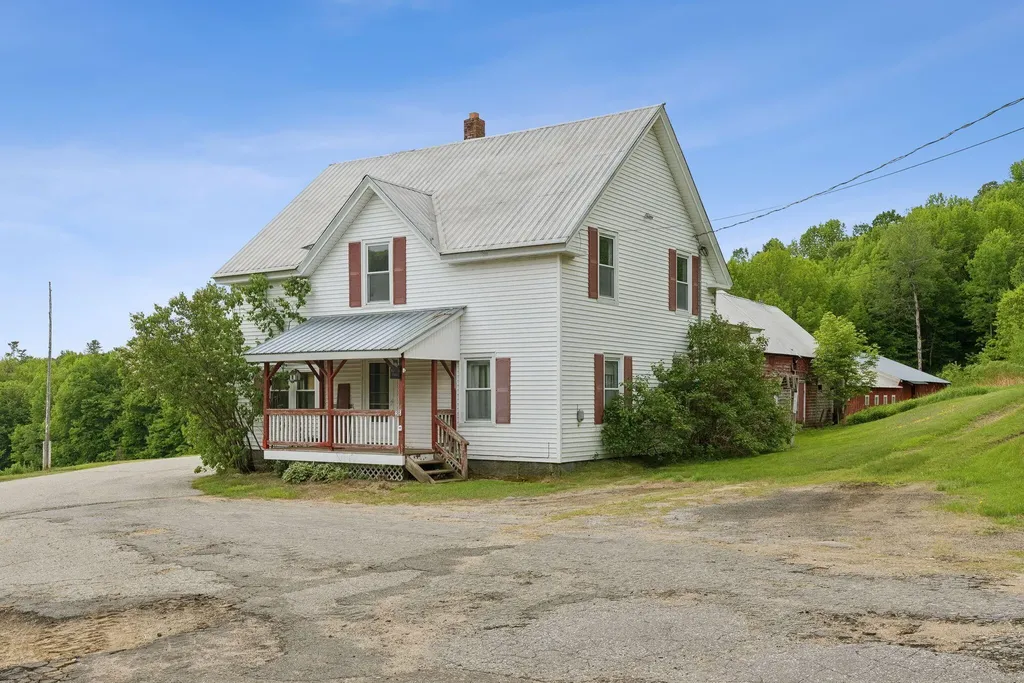 38 Kuvaja Road Greenwood ME 04255