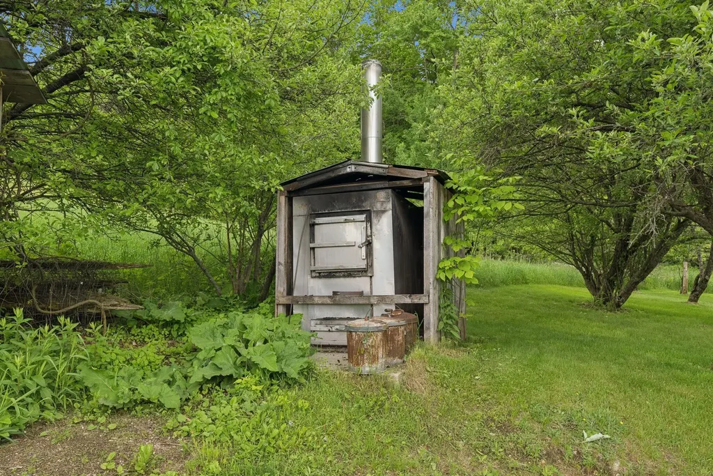 38 Kuvaja Road Greenwood ME 04255