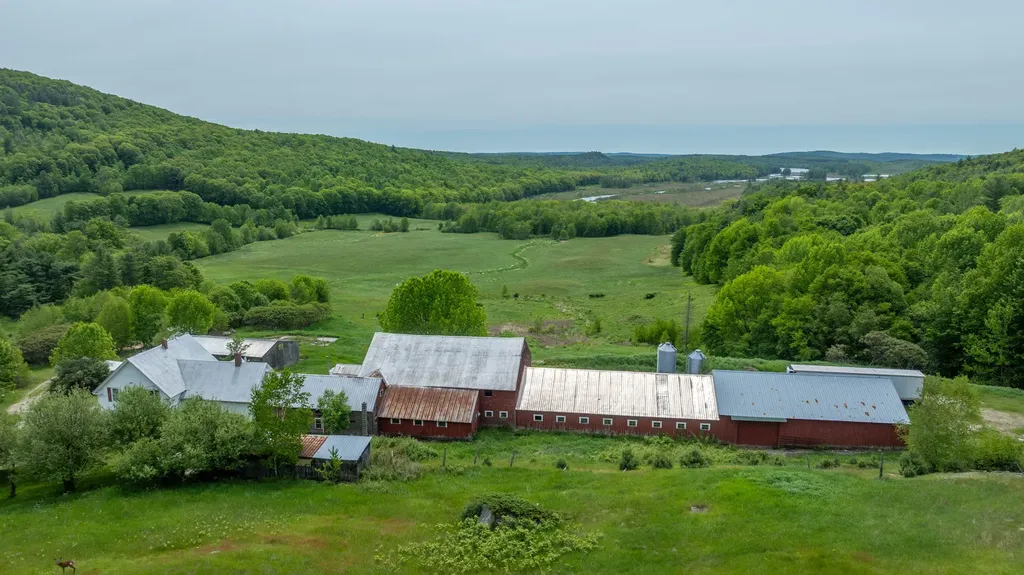 38 Kuvaja Road Greenwood ME 04255