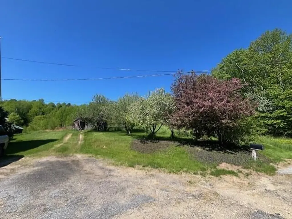 38 Kuvaja Road Greenwood ME 04255
