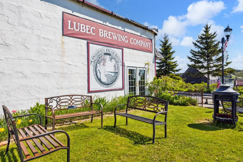 41 Water Street Lubec ME 04652