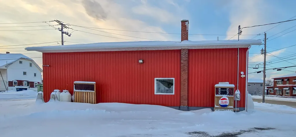 417 & 423 Main Street Madawaska ME 04756