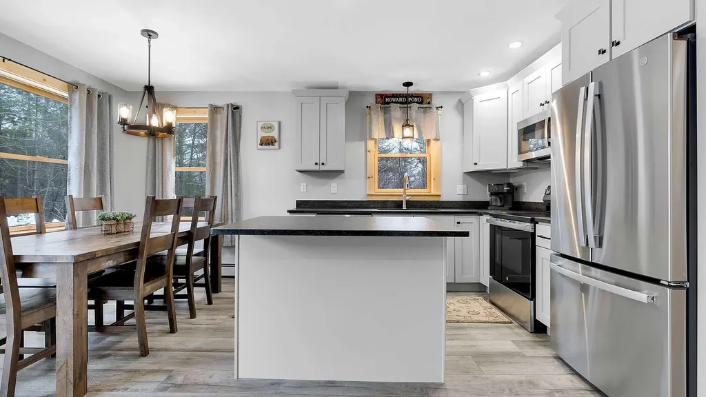 1 Stearns Hill Hanover ME 04237
