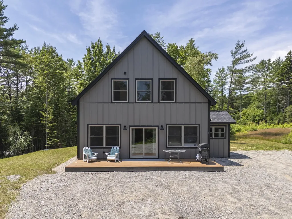 1 Stearns Hill Hanover ME 04237